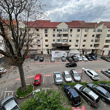 דירות Târgu Jiu Apartament Victoria מראה חיצוני תמונה