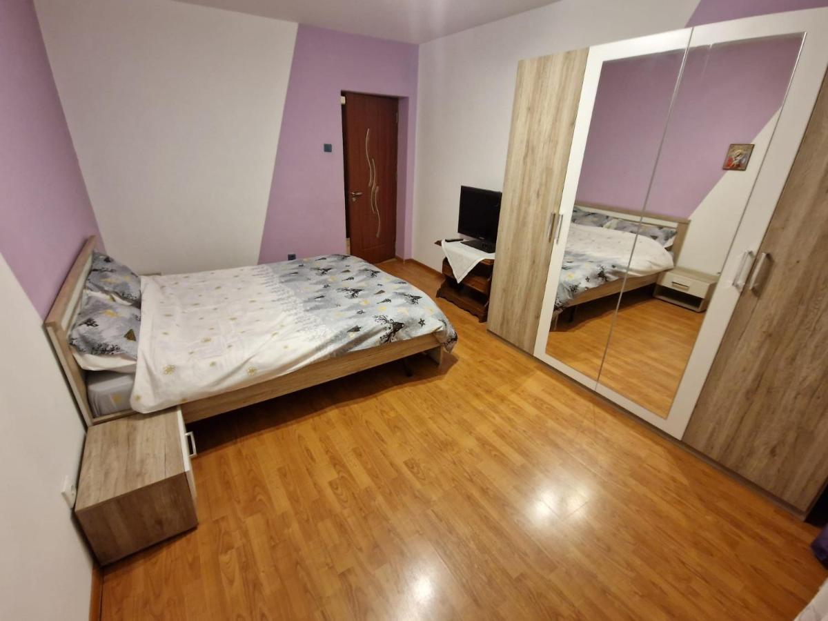 דירות Târgu Jiu Apartament Victoria מראה חיצוני תמונה